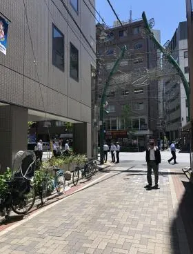 芝コトブキビルの外観