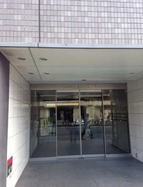 IMI千葉富士見ビルの外観