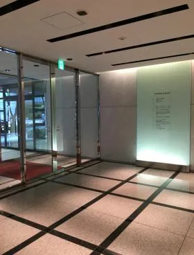 日総第13ビルの外観