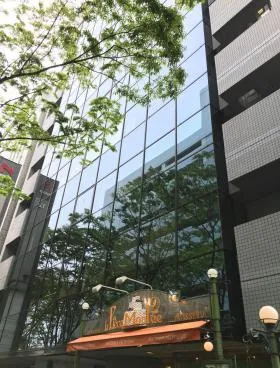日総第12ビルの外観