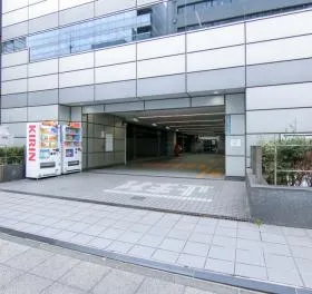 新横浜TECHビルA館の外観