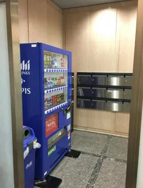 友泉新横浜ビルの外観