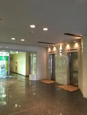 新横浜ICビルの外観