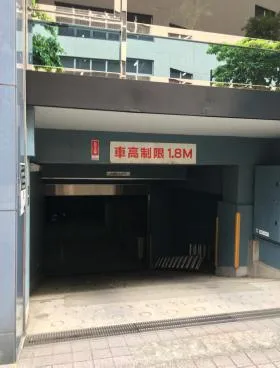 スリーワンビルの外観