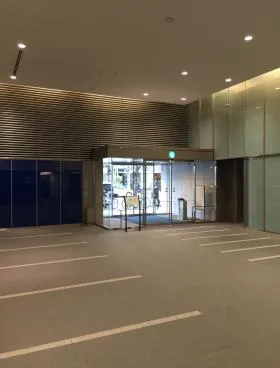 スタジアムプレイス青山の外観