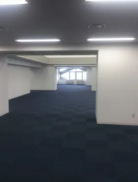 スタジアムプレイス青山の外観