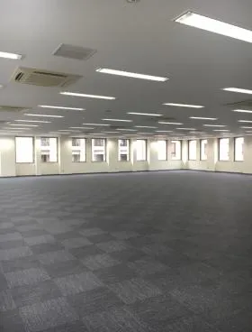 パラッツォアステックビルの外観