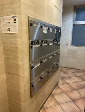 パラッツォアステックビルの外観