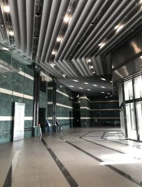 千葉ポートスクエアビルの外観