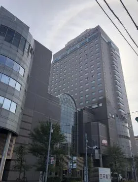 千葉ポートスクエアビルの外観
