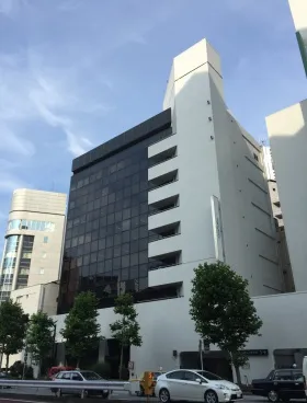 第2山万ビルの外観