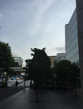 第2山万ビルの外観