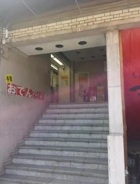 山陽六番町ビルの外観