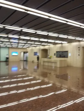 丸の内センタービルの外観