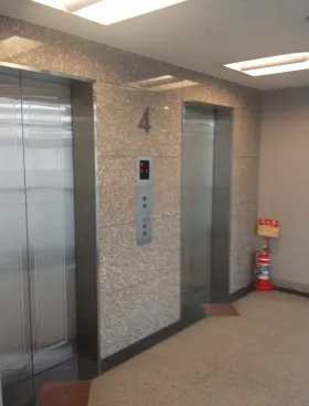 三和港南ビルの外観