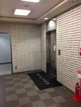 エキニア千葉ビルの外観