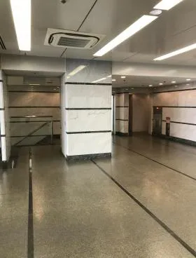 新横浜ファーストビルの外観