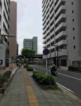 新横浜ウエストビルの外観