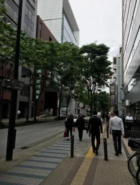 AXIS SHINYOKOHAMAビルの外観