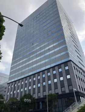 EPIC TOWER SHIN YOKOHAMA(旧:新横浜ビジネスタワー)ビルの外観