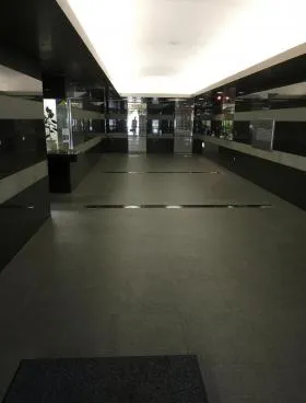 新横浜AKビルの外観