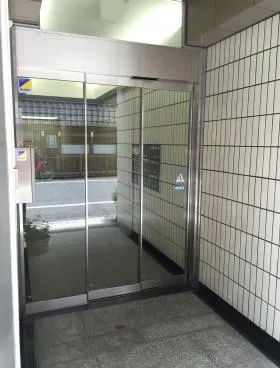 興産大森ビルの外観
