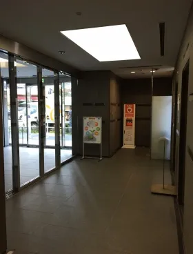 芝公園阪神ビル(旧:日本生命赤羽橋)の外観