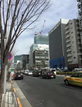 JRE青山クリスタル(旧青山クリスタル)ビルの外観