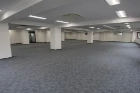 武蔵野ビルの外観
