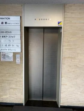 武蔵野ビルの外観