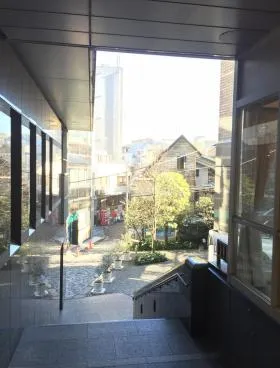 リビエラ南青山B館ビルの外観