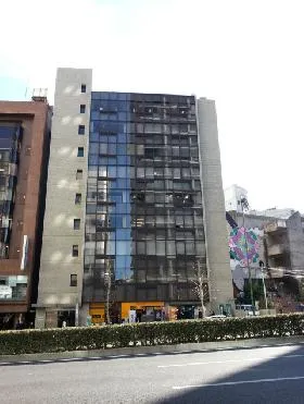 赤坂豊産ビルの外観