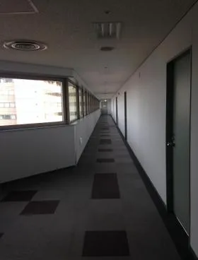 千葉中央ツイン1号館ビルの外観