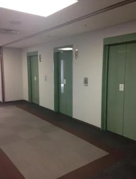 千葉中央ツイン1号館ビルの外観