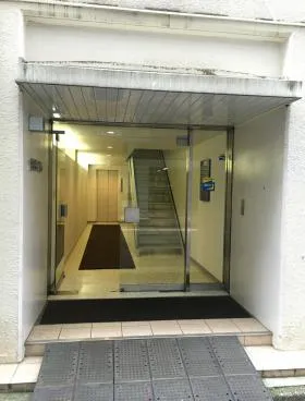 信交会ビルの外観