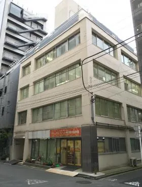 信交会ビルの外観