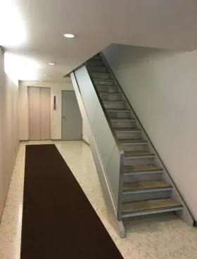 信交会ビルの外観