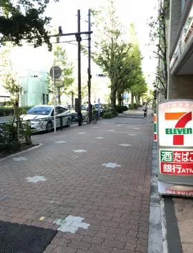白金台アパートメントビルの外観