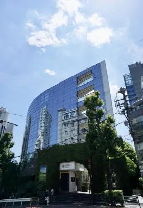 リビエラ南青山ビルの外観