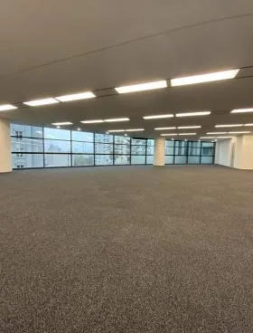 リビエラ南青山ビルの外観