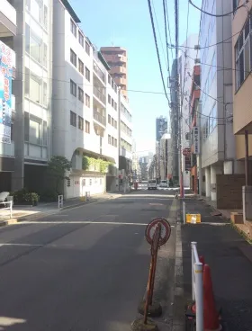 STビルの外観