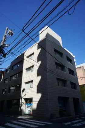 北祥ビルの外観