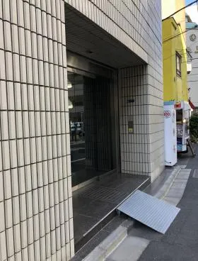 北祥ビルの外観