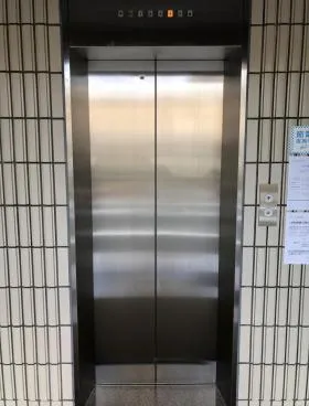 北祥ビルの外観