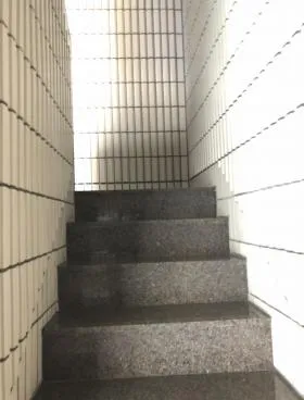 北祥ビルの外観