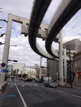シティ5ビルの外観