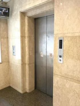 サンフラワービレッジビルの外観
