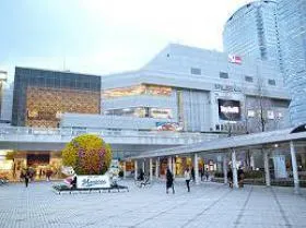 プレナ幕張の外観
