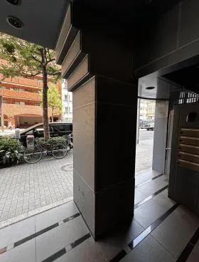 OYAビルの外観