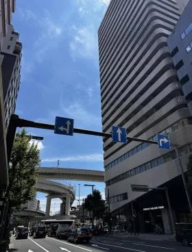 OYAビルの外観